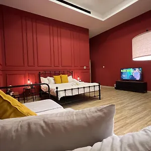 Проживание в семье Casa Shakhbout, Абу-Даби