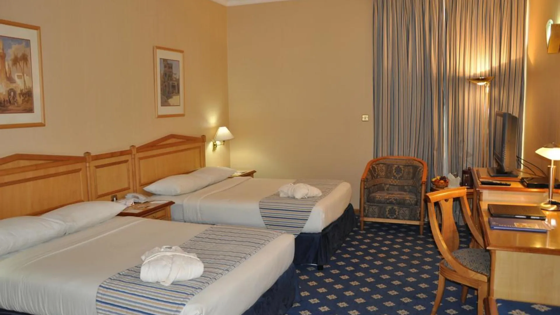 Grand Continental Hotel Abu Dhabi 3*,